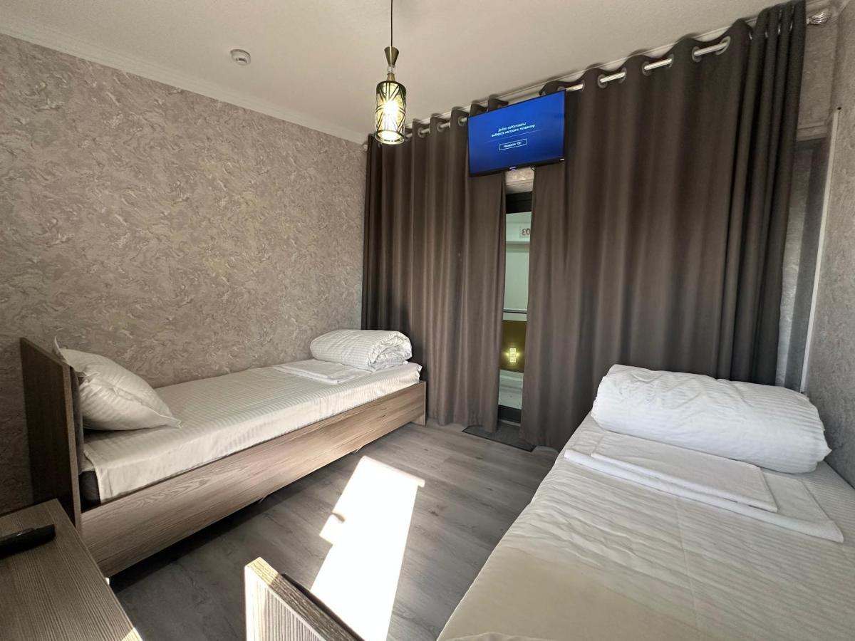 Byond Hotel & Hostel Tachkent Extérieur photo